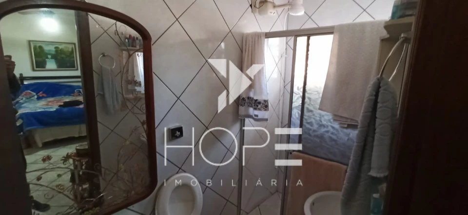 Imagens do imóveis Casa Térrea à Venda – 193m² – 4 Quartos (1 Suíte) – Vila Brasil – Região Central – Londrina/PR