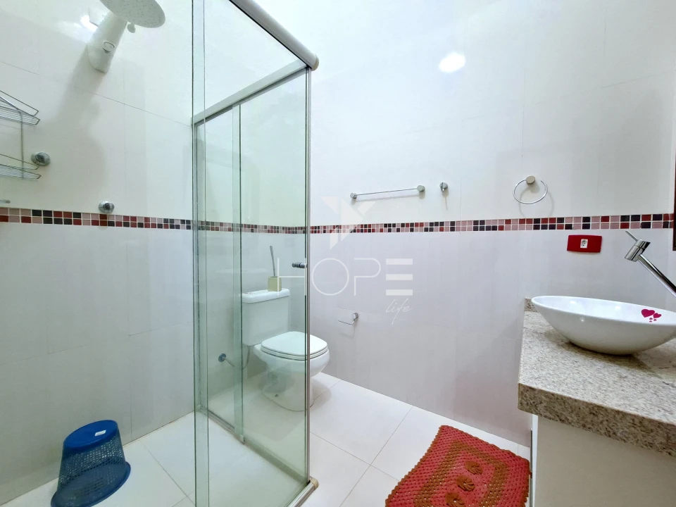 Imagens do imóveis Condomínio Porto das Águas - chácara molhada à venda com 4 suítes - piscina - Porecatu PR