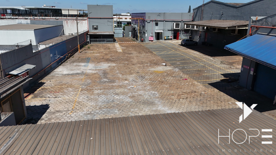 Imagens do imóveis Galpão/Barracão de 6.817 m² na Avenida Tiradentes, Londrina – Venda e Locação