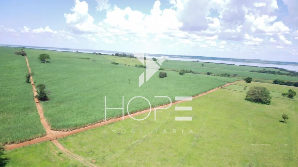 Imagens do imóveis Fazenda à Venda em Santo Antônio do Aracanguá/SP – 203 Alqueires (491.26 ha) – Área com Estrutura Completa