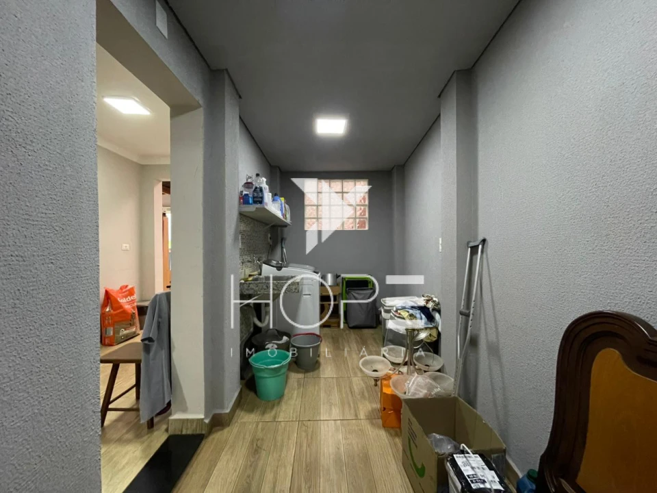 Sobrado à Venda com Energia Solar – 178m² Intern – 4 Quartos (1 Suíte) – Monte Belo – Zona Sul – Londrina/PR