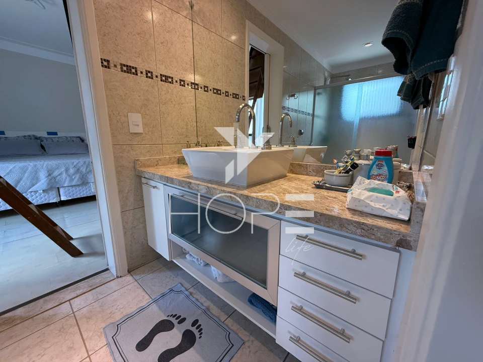 Imagens do imóveis Casa para Locação Sun Lake Residence  – 350 m² privativos – 4 quartos –  Londrina/PR