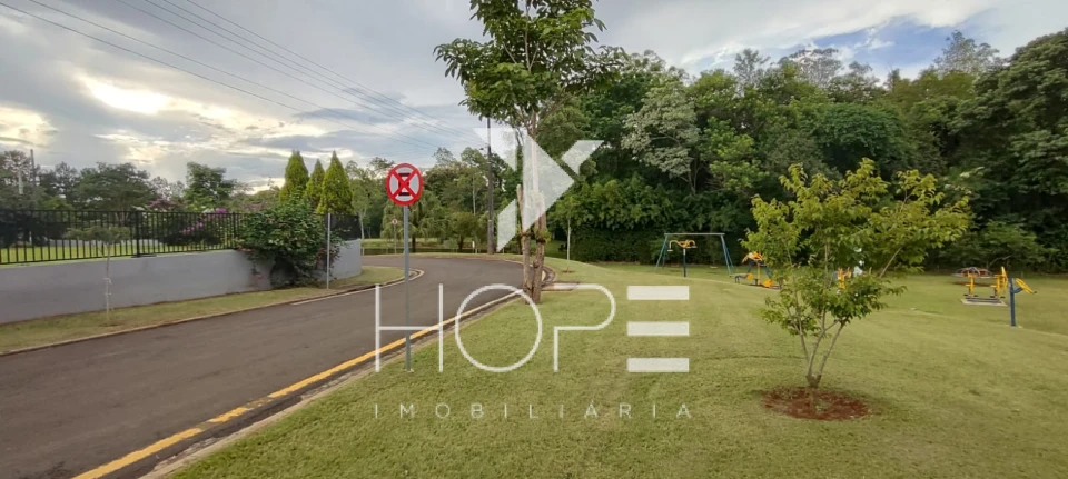 Casa à venda – 151 m² de área total – 72 m² privativos – Condomínio Estância Cabral – Cambé/PR