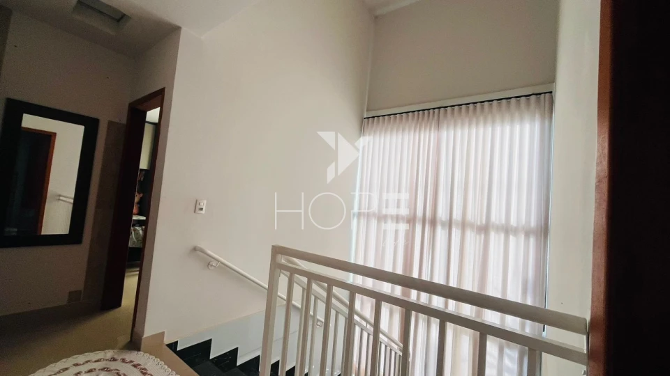 Imagens do imóveis Casa à venda com 250 m² - 3 quartos sendo 2 suítes - 4 vagas - espaço gourmet - Conjunto do Café - Zona Norte - Londrina PR