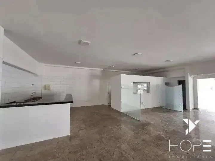 SALA COMERCIAL DE ESQUINA PARA LOCAÇÃO  NA AV. Juscelino Kubitscheck