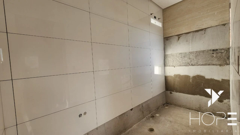 Imagens do imóveis Sobrado à Venda – 3 Quartos (1 Suíte) – 136m² – Dom Pedro I – Londrina