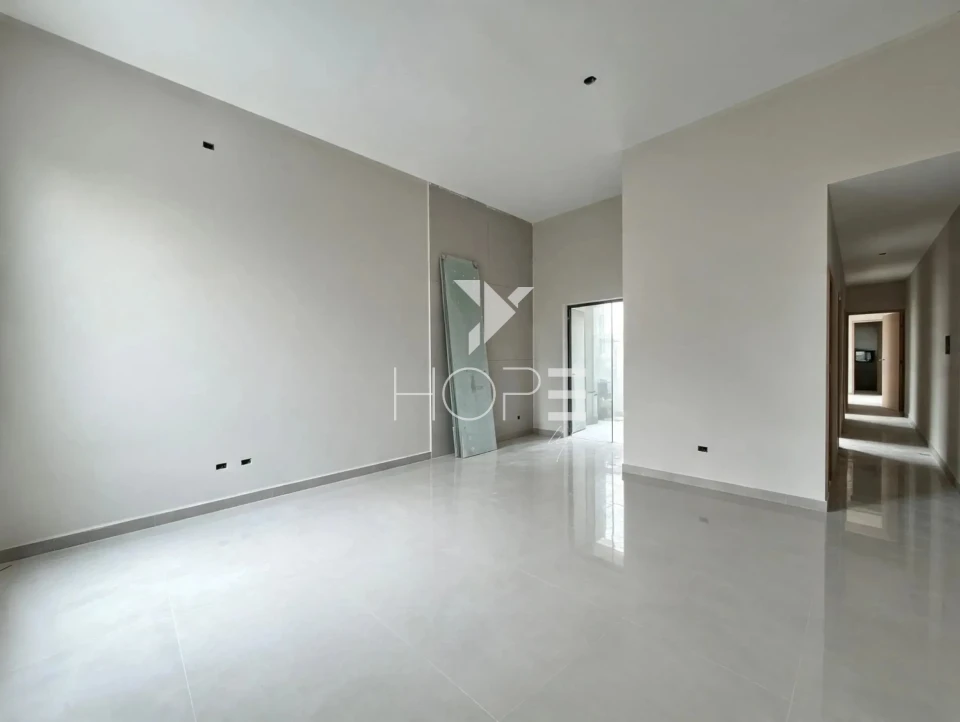 Imagens do imóveis Casa Geminada à venda com 85 m² - 3 quartos (1Suite) - 2 vagas - Jardim Montecatini - Zona Leste - Londrina PR