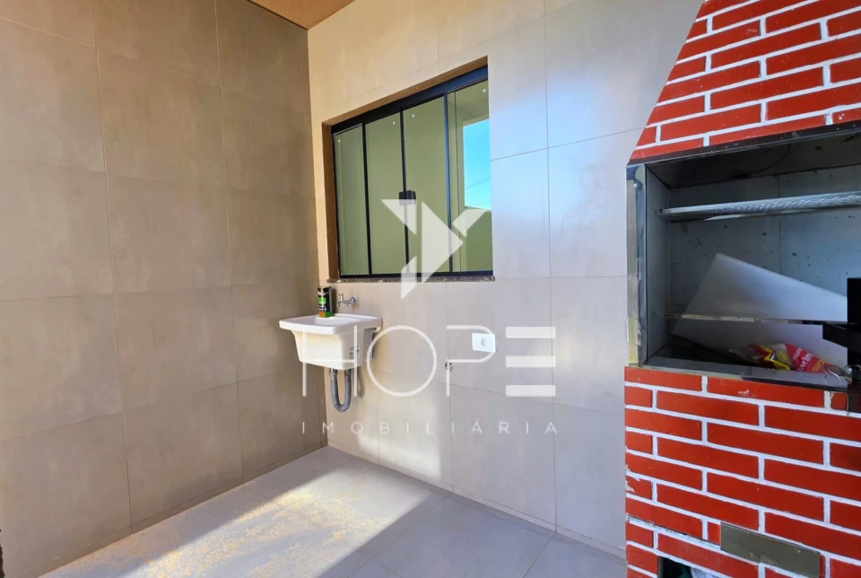 Casa Térrea em Condomínio para Venda e Locação – 3 Quartos(1 Suíte) – Condomínio Royal Norte – Zona Norte – Londrina/PR