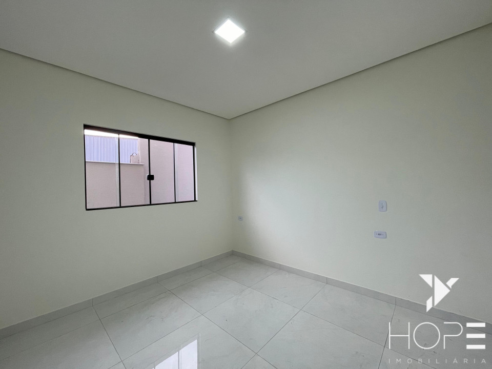 CASA TÉRRE 2 QUARTOS | 80m², Próx. Av. Saul Elkind - Jardim dos Estados - (Londrina)