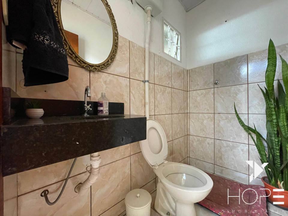 CASA TÉRREA A VENDA - 3 QUARTOS - VILA CASONI - LONDRINA
