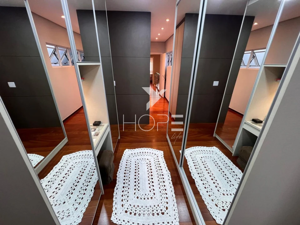 Imagens do imóveis SANTANA RESIDENCE - CASA A VENDA - ACEITA PERMUTA - 4 QUARTOS (2 SUITES) -