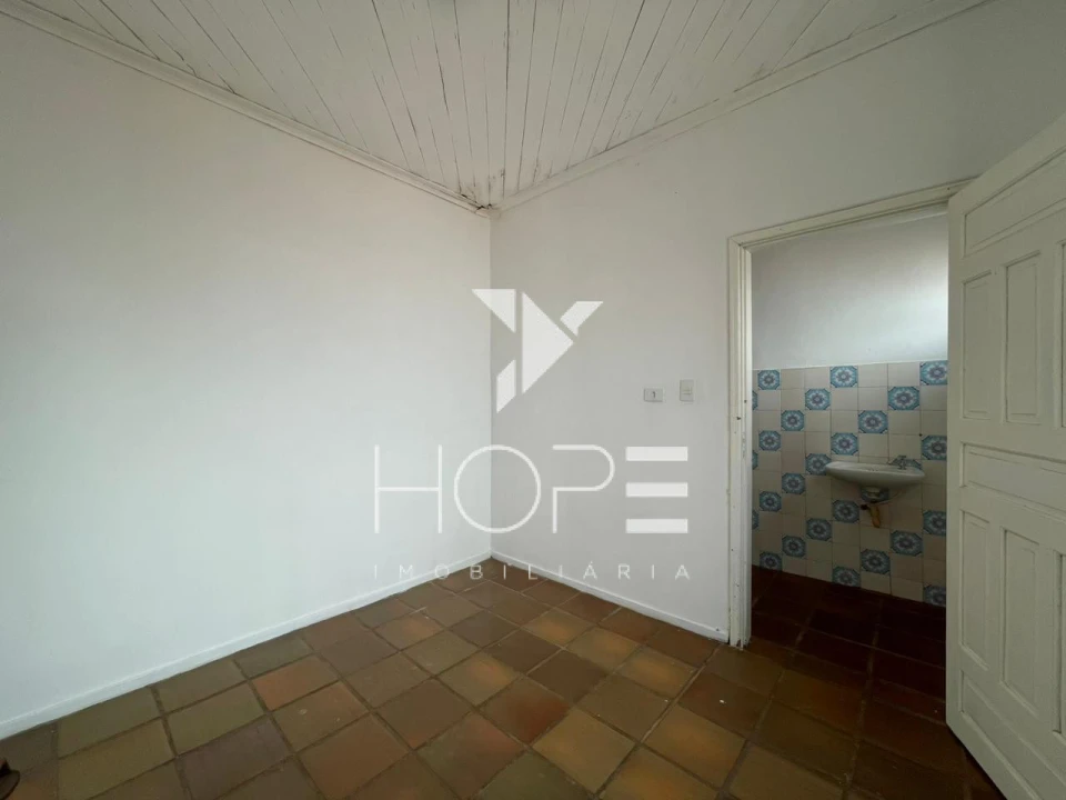 Sobrado com Edícula para Venda e Locação – 5 Quartos – Jardim Londrilar – Centro – Londrina/PR