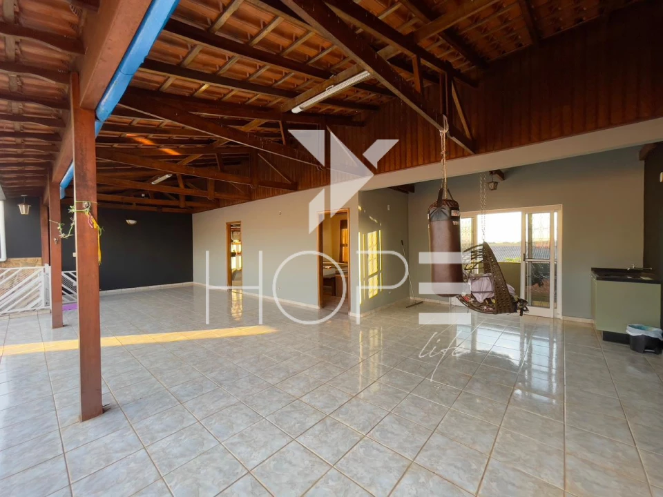 Imagens do imóveis Sobrado com piscina à Venda – 276m² Internos – 5 Quartos – Jardim Silvino – Zona Leste – Cambé/PR