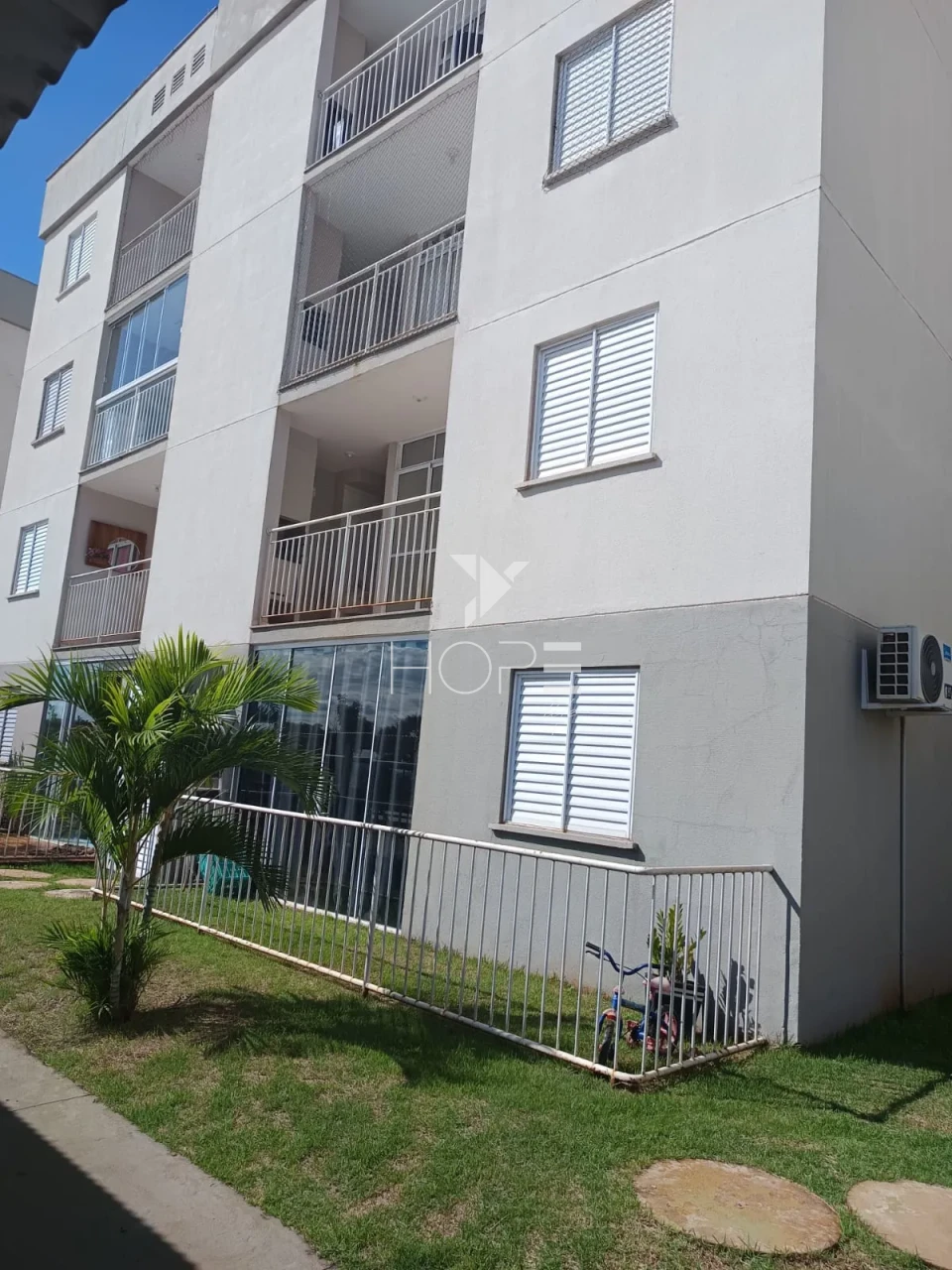 Imagens do imóveis Apartamento à venda – 2 quartos – Térreo com garden – Jardim Ana Eliza – Cambé/PR
