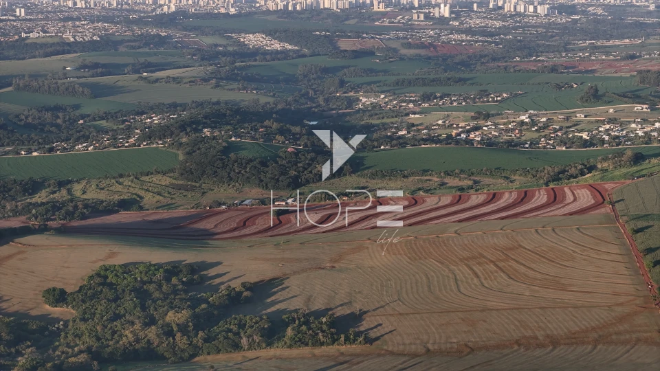 Sítio à venda com 15 alqueires - 363.000m² - próximo à Estância Cabral e Estância Santa Paula - Londrina PR
