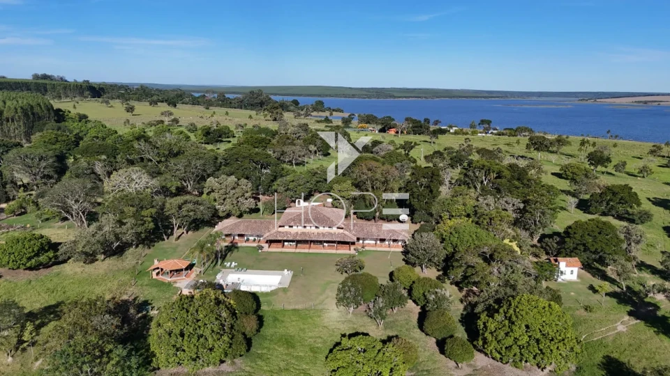 Imagens do imóveis Fazenda à venda com 148 alqueires - eucalipto e pastagem - margem para represa - Paranapanema SP
