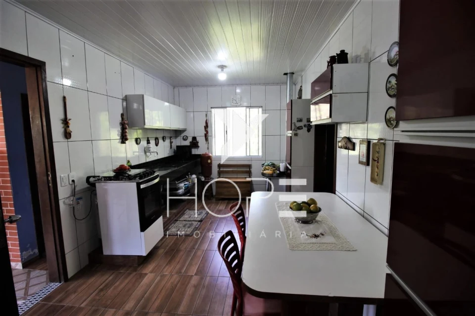 Chácara Completa à Venda  3.8 Alqueres Paulista e 4 Minas de Água – Agudos do Sul PR