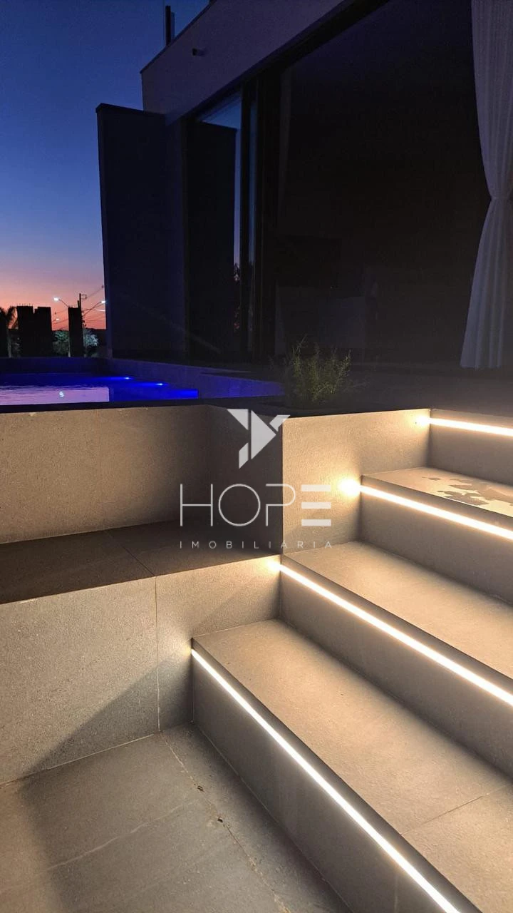 SOBRADO DE ALTO PADRÃO NO CONDOMINIO ROYAL BOULEVARD RESIDENCE RESORT - IBIPORÃ - PR