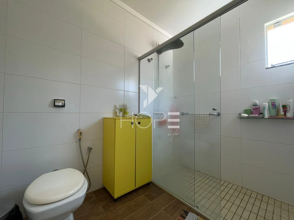 Imagens do imóveis Chácara Molhada à Venda – 2.000m² de Terreno – Condomínio Riviera do Poente – Alvorada do Sul/PR