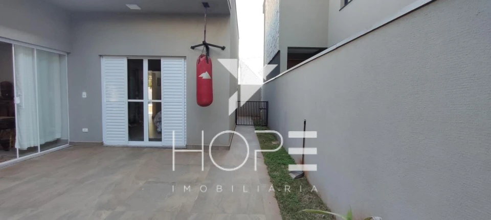 Imagens do imóveis Casa à venda – Condomínio Araçari – Parque Tauá – Londrina/PR