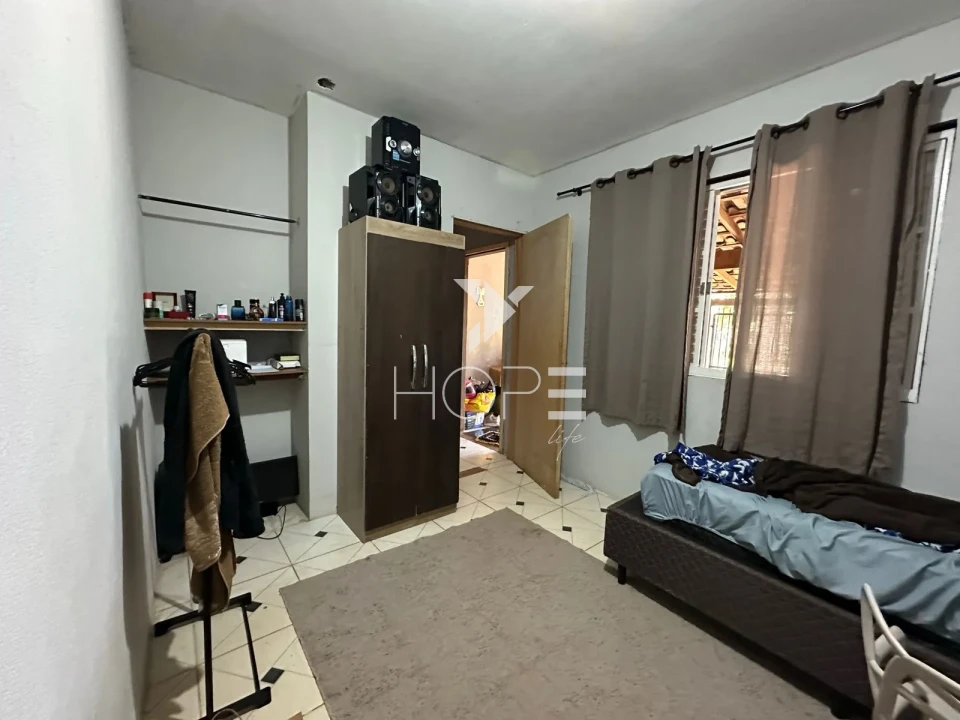 Imagens do imóveis Casa Geminada Sobrado à venda com 3 quartos-  Jardim Tókio – Zona Oeste – Londrina/PR