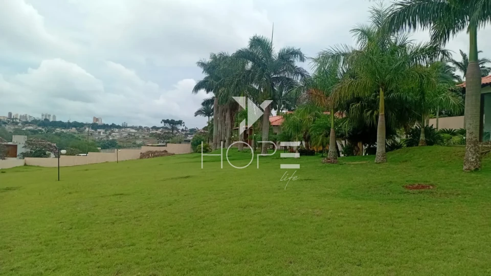 Imagens do imóveis Casa de Alto Padrão com 3 Suítes em Condomínio Fechado – Terreno de 5.000m² com Piscina Aquecida e Espaço Gourmet – Rolândia/PR