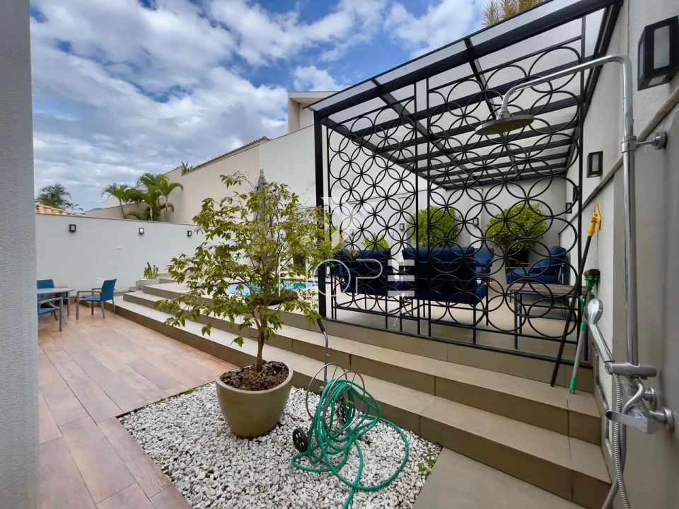 Imagens do imóveis Sobrado em Condomínio à Venda – 315m² – 4 Quartos (1 Suíte) – Vale das Araucárias – Parque Residencial Alcântara – Zona Sul – Londrina/PR
