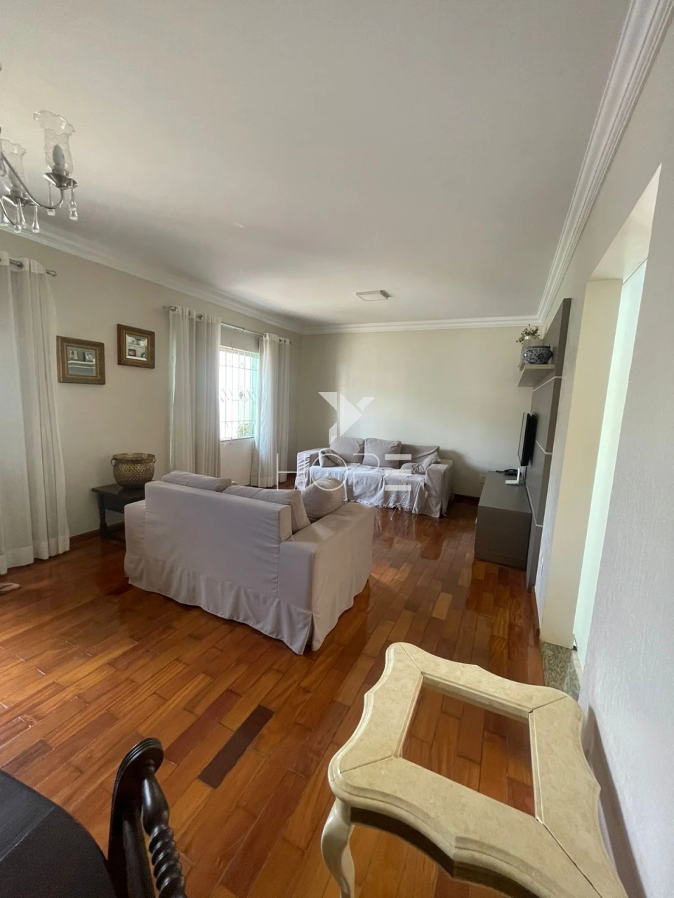 Imagens do imóveis Casa à venda com 192 m² - 4 quartos - 4 banheiros - 3 vagas - Jardim Adriana II - Zona Sul - Londrina/PR