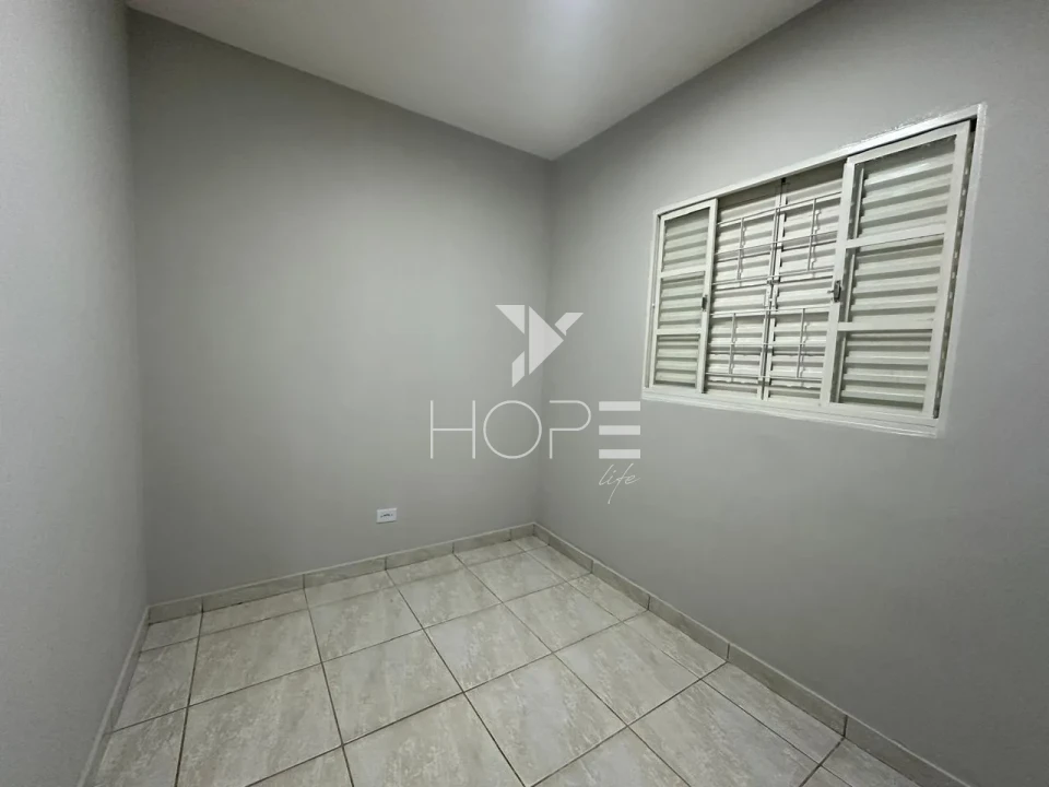Imagens do imóveis Casa geminada à venda com 3 quartos e suíte no Jardim Palmeiras – Zona Norte – Londrina/PR