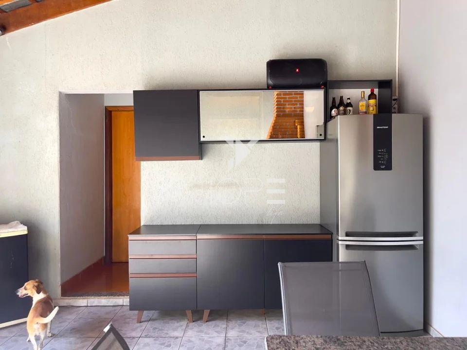 Imagens do imóveis Casa à Venda – 187m² – 3 Quartos (1 Suíte) – Franca – Zona Leste – Londrina/PR