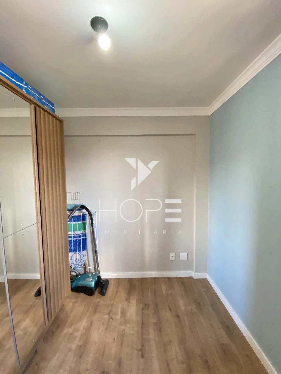 Imagens do imóveis Apartamento à Venda – 59 m² – 2 Quartos – Edifício Torre de Belém – Centro – Londrina/PR