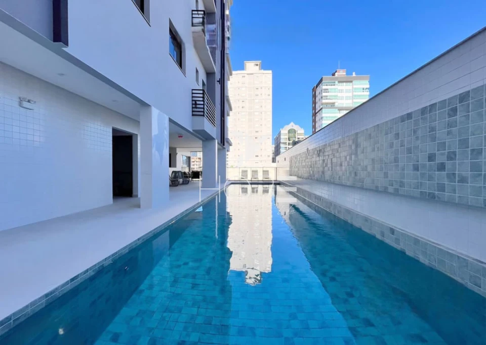 Residencial Ilha de Creta - apartamento à venda com 112m² - 3 suítes - 600 metros do mar - Meia Praia - Itapema SC