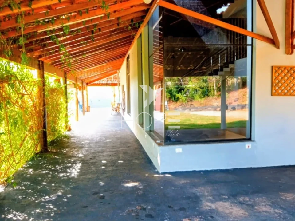 Imagens do imóveis Chácara à venda com 17.000m² - 5 quartos - 4 banheiros - 10 vagas - Estrada do Limoeiro - Londrina PR