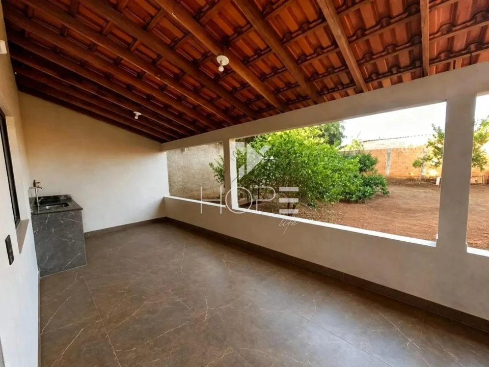 Imagens do imóveis Chácara à Venda – 1.000m² – 3 Quartos (1 Suíte) – Bairro Limoeiro – Londrina/PR
