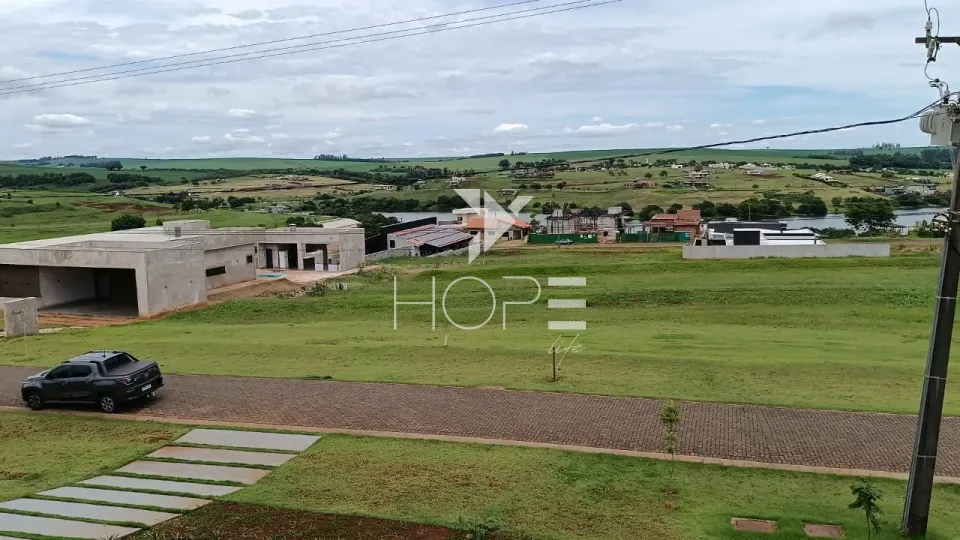 Imagens do imóveis Casa à Venda no Ecovillas do Lago em Sertanópolis – 260 m²- 4 Suítes -  Piscina e Energia Solar