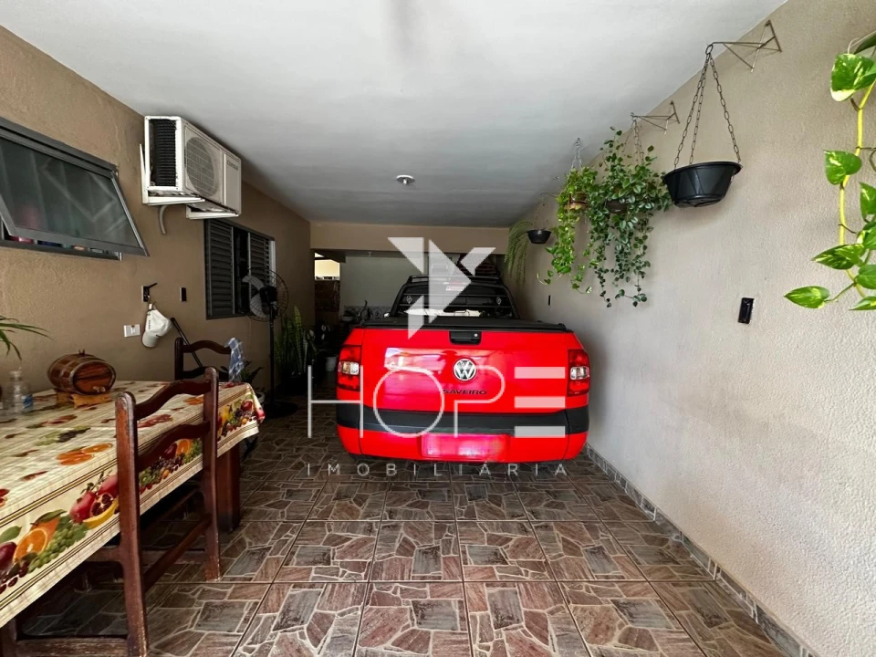 Casa à venda no Maria Lúcia – com edícula – Londrina/PR