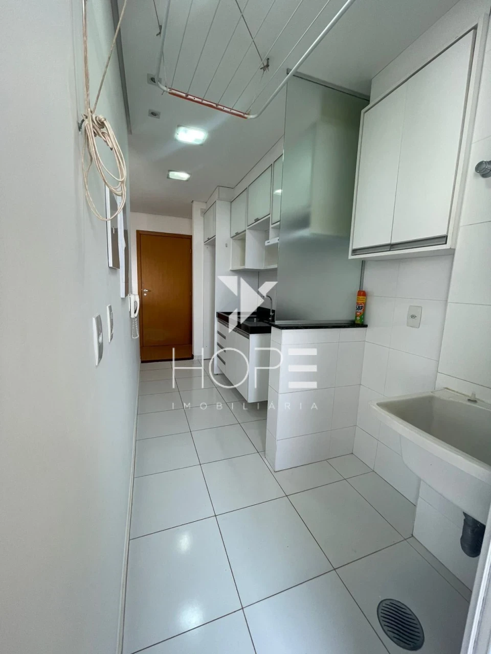 Apartamento 3 Quartos para Locação – Gleba Palhano – Edifício Liberty – Andar Alto – Londrina/PR