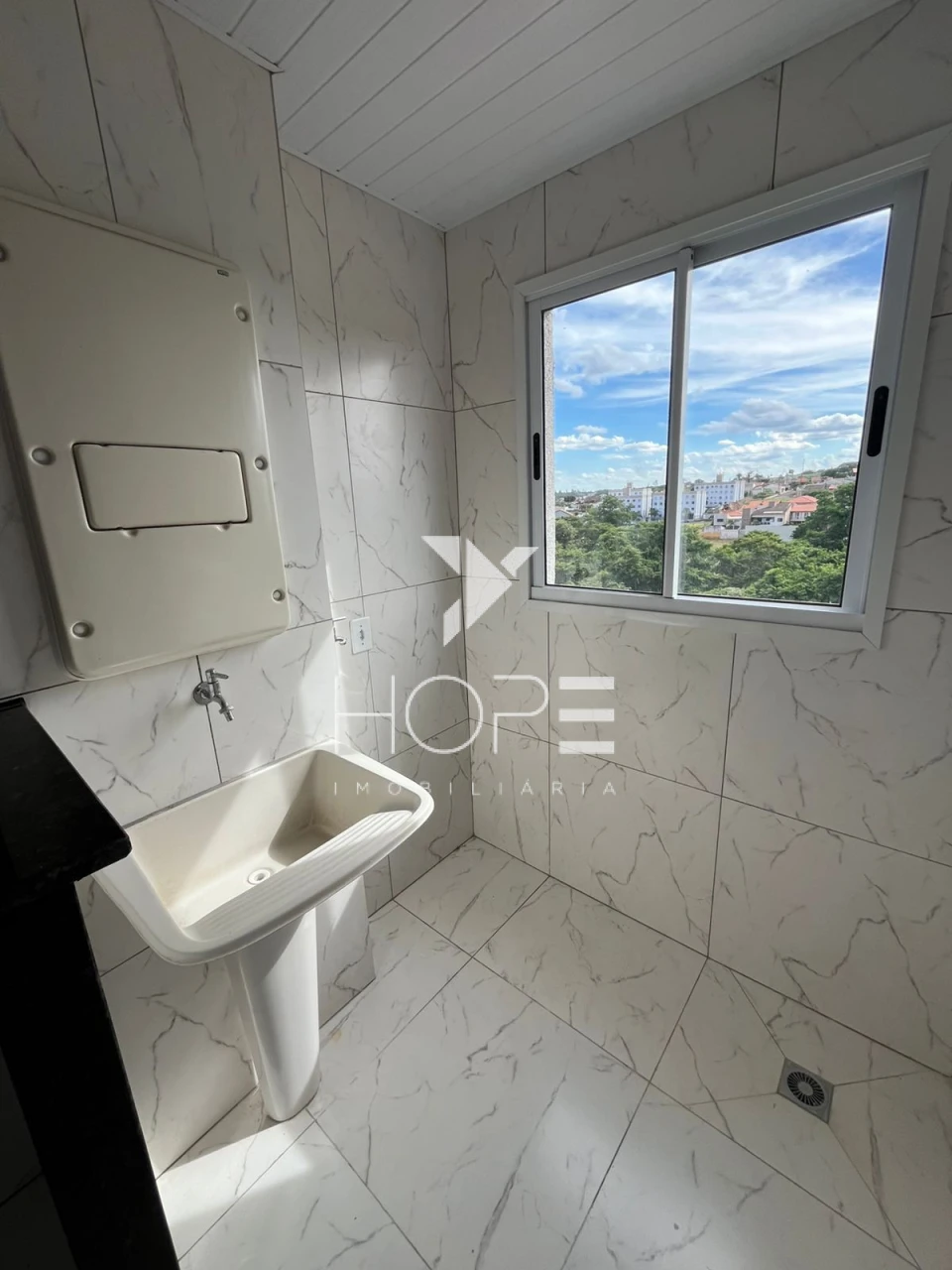 Imagens do imóveis Apartamento à Venda – 50.10m² – 2 Quartos – 1 Vaga Coberta – Centro – Cambé/PR