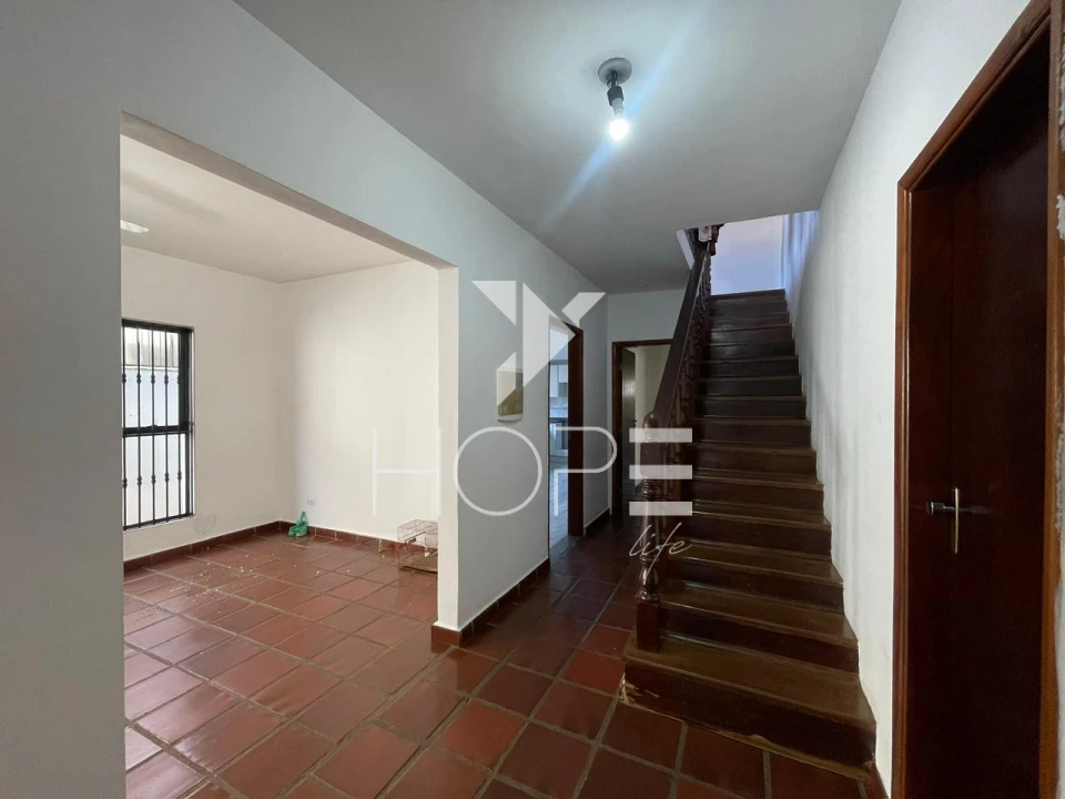 Imagens do imóveis Sobrado para alugar e Venda com 300m² - 5 quartos - 5 banheiros - 2 vaga - Jardin Vilas Boas - Zona Sul - Londrina/PR