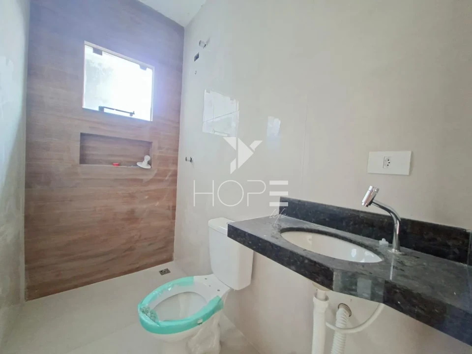 Imagens do imóveis Casa Geminada à venda com 71 m² - 3 quartos - 1 suíte - Jardim Montecatini - Zona Leste - Londrina PR
