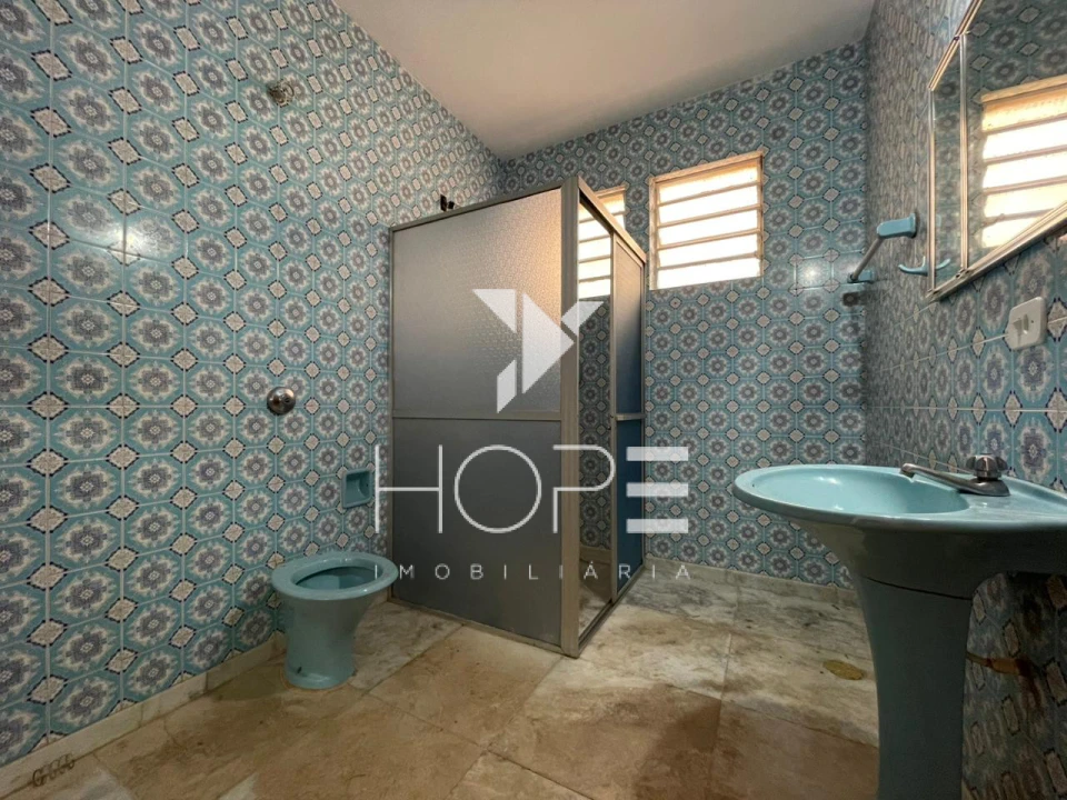 Sobrado com Edícula para Venda e Locação – 5 Quartos – Jardim Londrilar – Centro – Londrina/PR