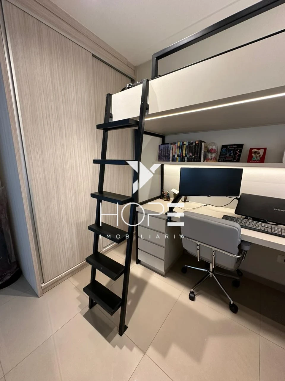 Apartamento mobiliado à venda – 2 quartos – Spazio Leopoldina – Gleba Palhano – Londrina/PR