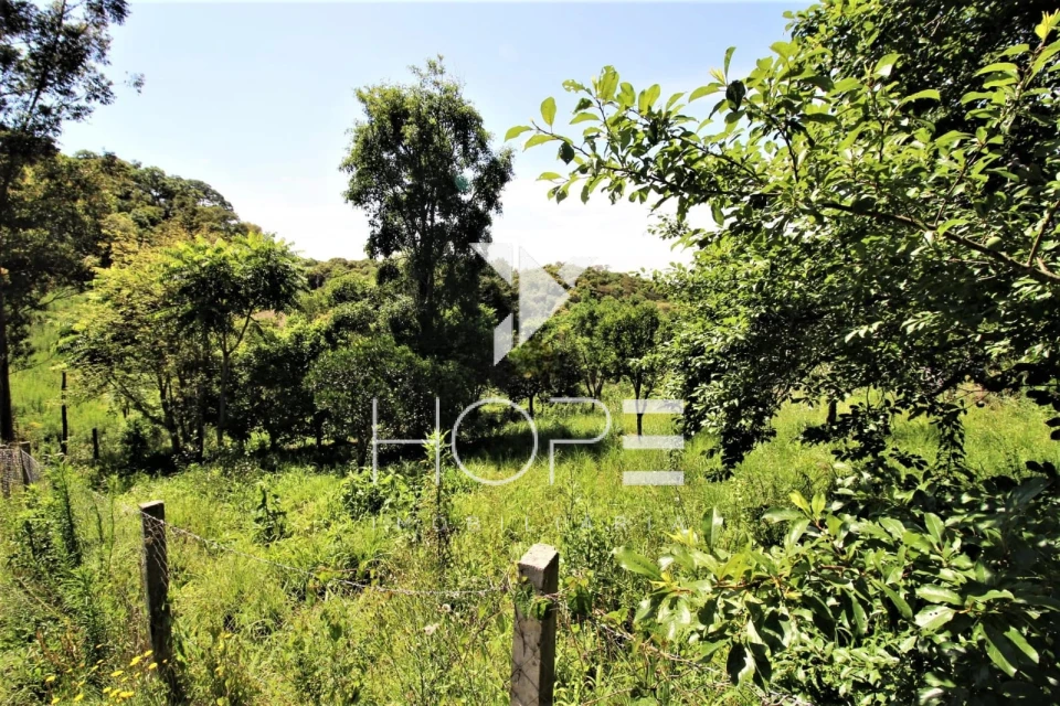 Chácara Completa à Venda  3.8 Alqueres Paulista e 4 Minas de Água – Agudos do Sul PR