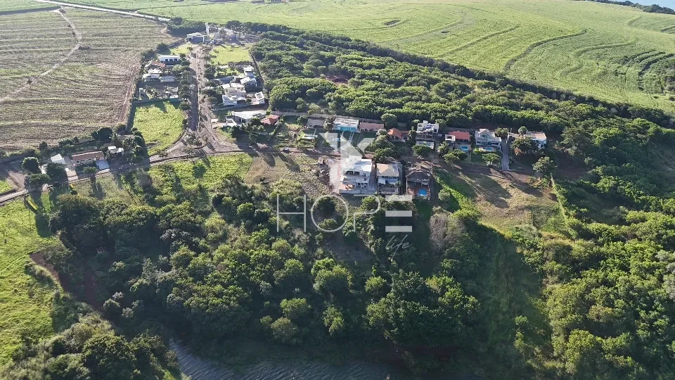 Imagens do imóveis Condomínio Porto das Águas - terreno molhado à venda com 2.000 m² - frente para o lago - Porecatu PR