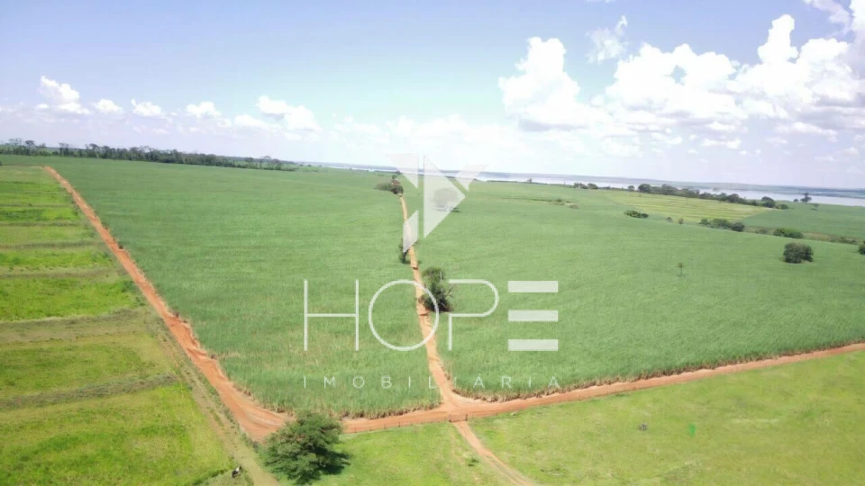 Imagens do imóveis Fazenda à Venda em Santo Antônio do Aracanguá/SP – 203 Alqueires (491.26 ha) – Área com Estrutura Completa