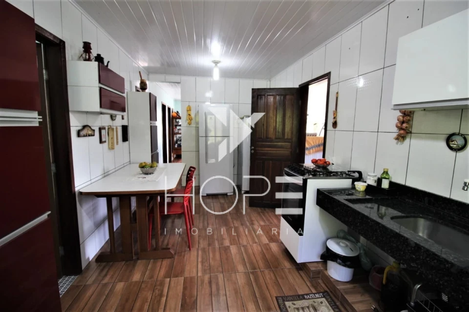 Chácara Completa à Venda  3.8 Alqueres Paulista e 4 Minas de Água – Agudos do Sul PR