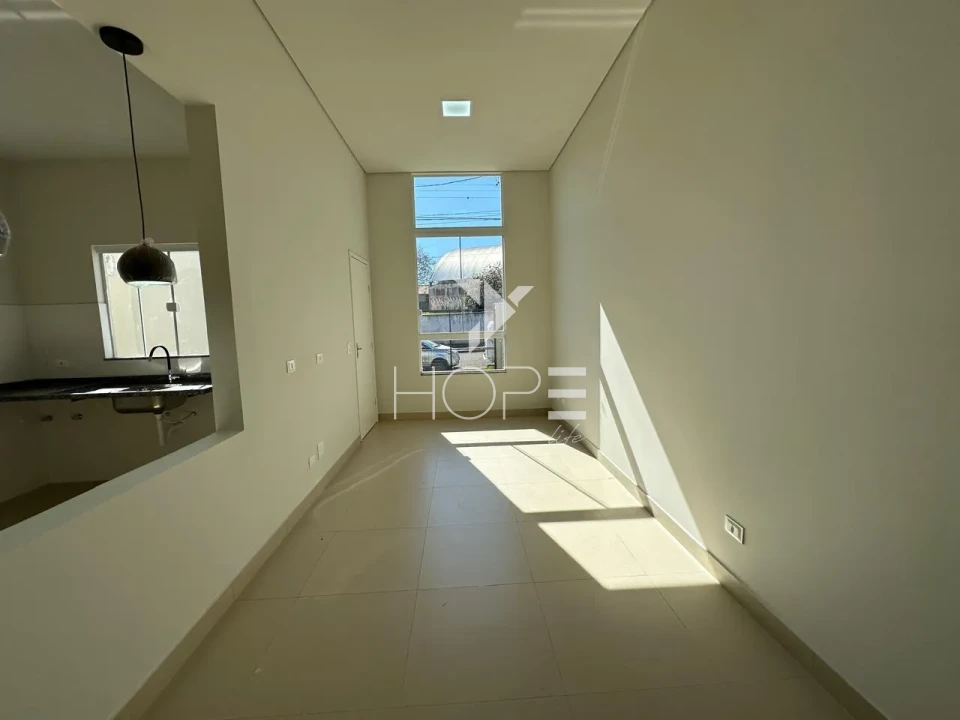 Imagens do imóveis Casa geminada à venda com 3 quartos (1 suíte) no Jardim Bandeirantes – Zona Oeste – Londrina/PR