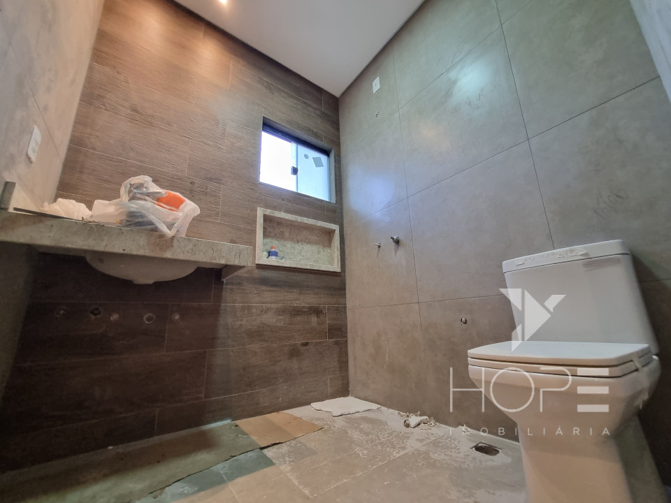 Imagens do imóveis Casa nova no  Condomínio Heimtal Park em Londrina – 3 quartos e área gourmet