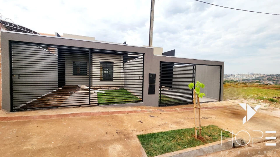 Imagens do imóveis Casa geminada para venda – 2 Quartos – 60m² – Jardim Padovani – Londrina/PR