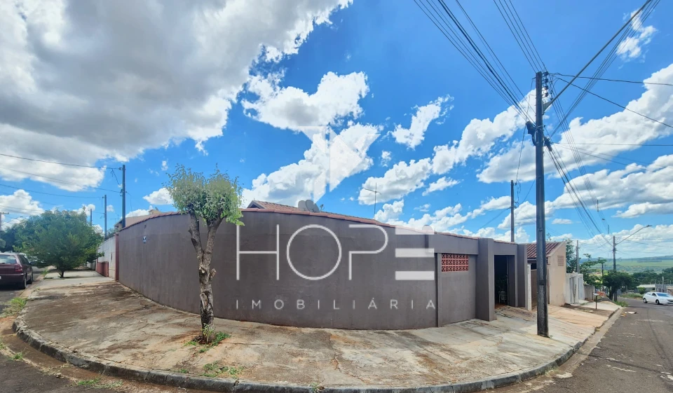 Casa à venda – 2 quartos – proximo a Saul Elkind – Londrina/PR